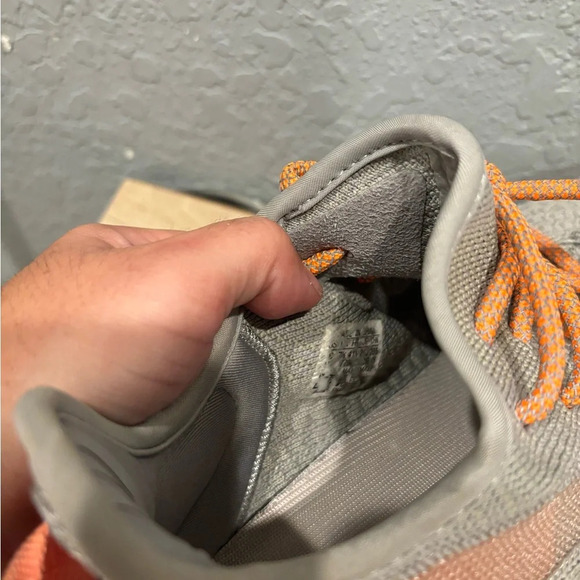 Yeezy 350 V2 “True Form” - Picture 6 of 10